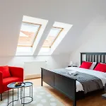 Apartament 2-level With Large Balcony *