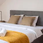 Apartament 2-level With Large Balcony *