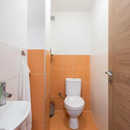 公寓 2-level With Large Balcony