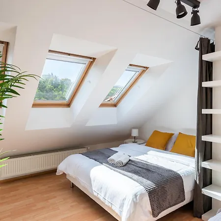 2-level With Large Balcony Praga