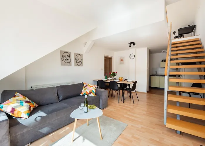 2-level With Large Balcony * Prag
